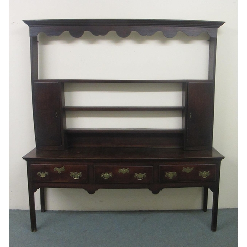 798 - A George III Oak kitchen dresser