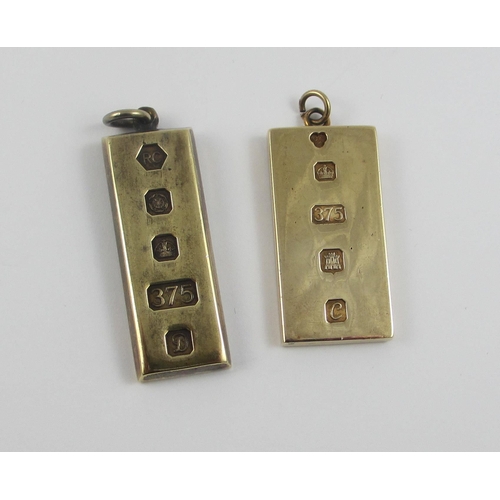 100 - Two 9ct gold ingot pendants  one hallmarked Edinburgh 1977  the other Sheffield 1978. Total Weight 5... 