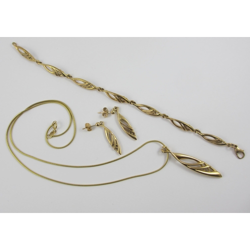 95 - A suite of 'Rennie Mackintosh' 9ct jewellery  comprising of pendant and chain  earrings  and a brace... 