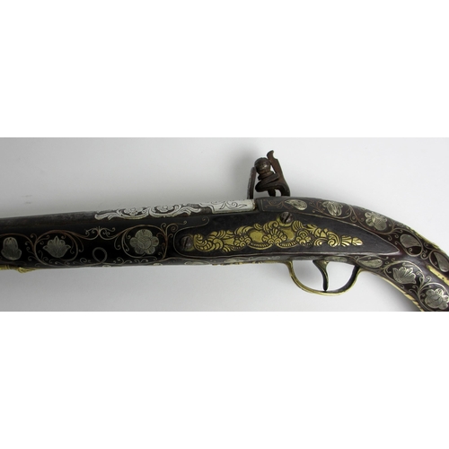 346 - A late 18th / early 19th century Continental flintlock holster pistol