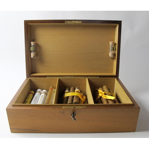 448 - A cigar humidor