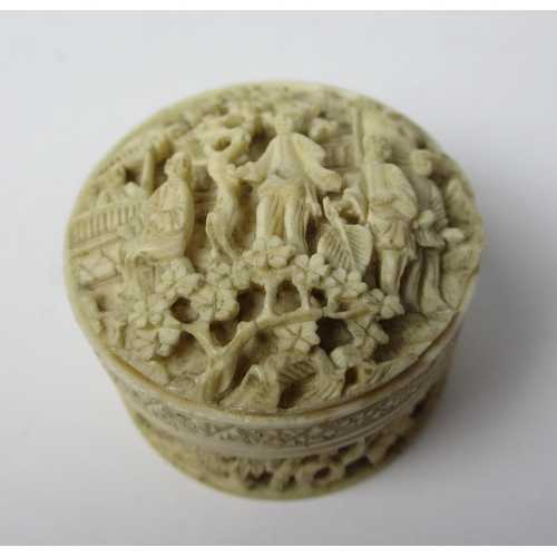 799 - A Chinese export ivory counter box and cover