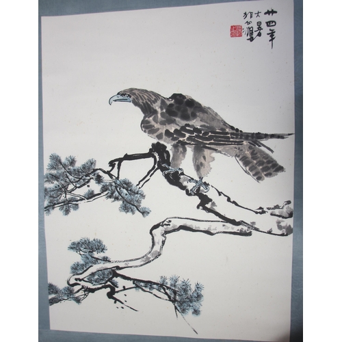 807 - A Japanese scroll painting of an eagle