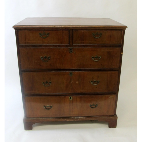 836 - An early 18th century chest of drawers