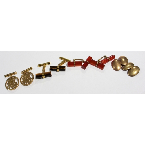 88 - Four pairs of gold cuff links