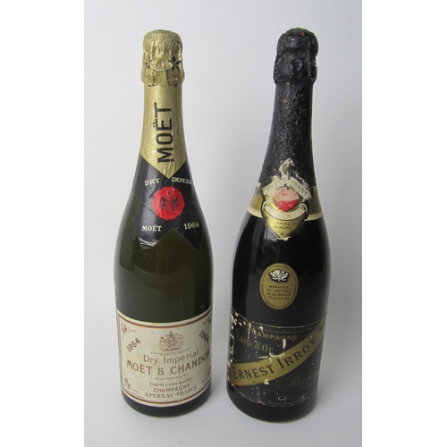 338 - Moet & Chandon 1964 champagne