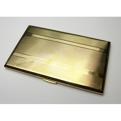 91 - A 9 carat gold cigarette case