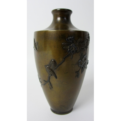 259 - A Japanese bronze vase