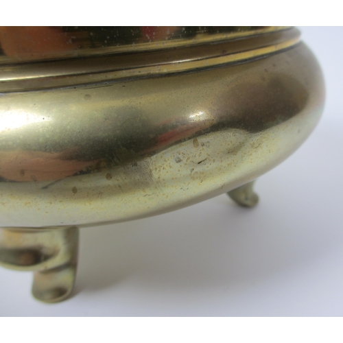 279 - A Chinese bronze censer