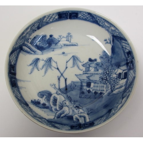 280 - A Chinese export blue and white octagonal shaped ashet