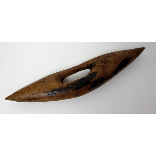 539 - An aboriginal hardwood hand shield