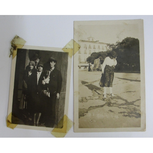 542 - Of ballet interest: A collection of 30 black and white photographs and photocards from the Diaghilev... 