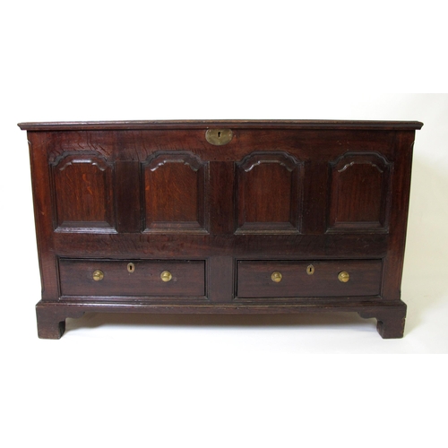 601 - An 18th century oak dower chest