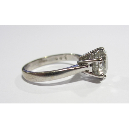 90 - A large diamond solitaire ring