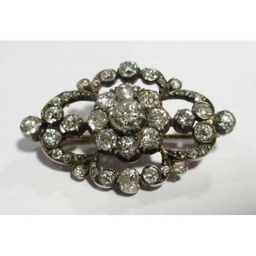 93 - A late 19th century diamond brooch