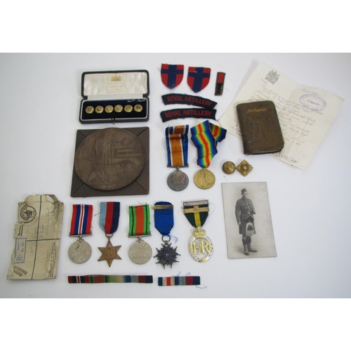 287 - A War Medal and Victory Medal to S536 Pte. R. Pollock H.L.I