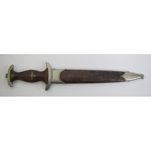 290 - A WWII German dagger