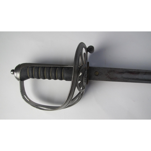 303 - A George V Royal Scots Guards officers sword