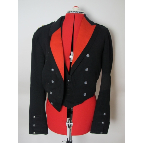 316 - A Royal Northumberland Fusiliers Dress uniform jacket