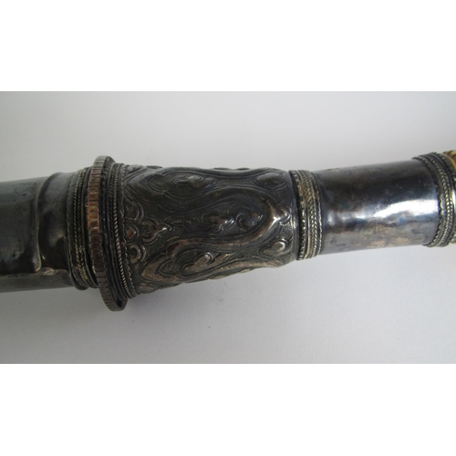 318 - A Burmese sword