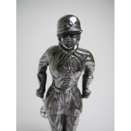 589 - An Art Deco Rileys Ski Lady car mascot