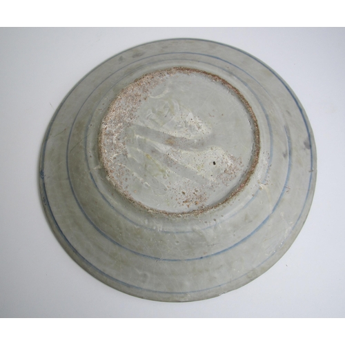 668 - A Swatow blue and white soup plate