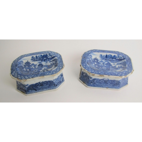 735 - A pair of Chinese export blue and white octagonal salt cellars