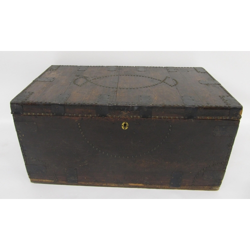 813 - A Victorian blanket box