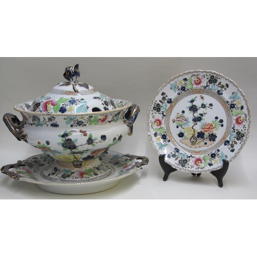 256 - An Alcocks Indian ironstone dinner service