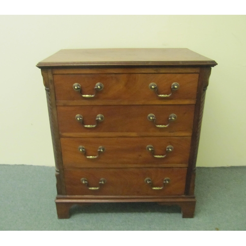 764 - An Edwardian mahogany four drawer chest of drawers