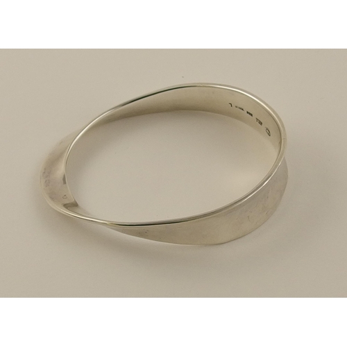 111 - A Georg Jensen silver bangle