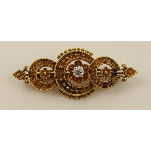 112 - A 15ct Victorian diamond set brooch