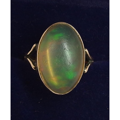 121 - An Edwardian water opal ring