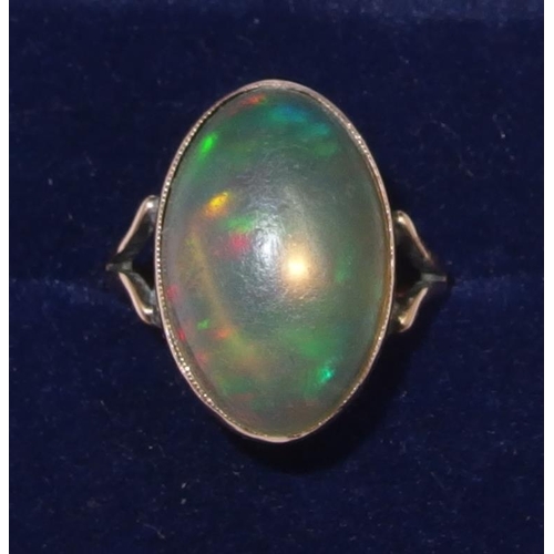 121 - An Edwardian water opal ring