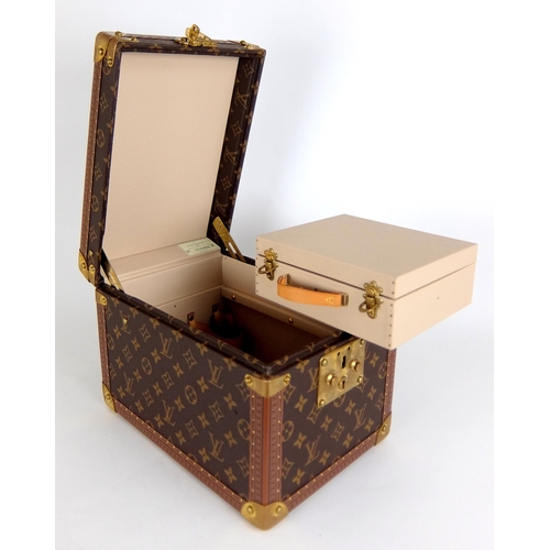 283 - Louis Vuitton vanity case