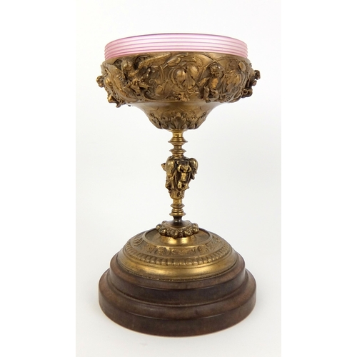 701 - A French bronze tazza