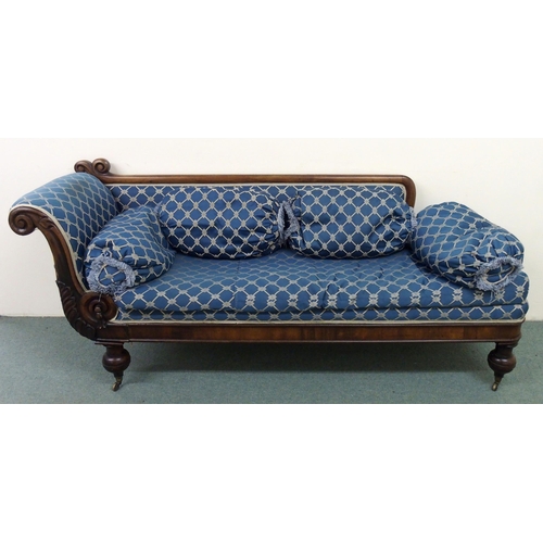 847 - A Victorian rosewood framed chaise longue