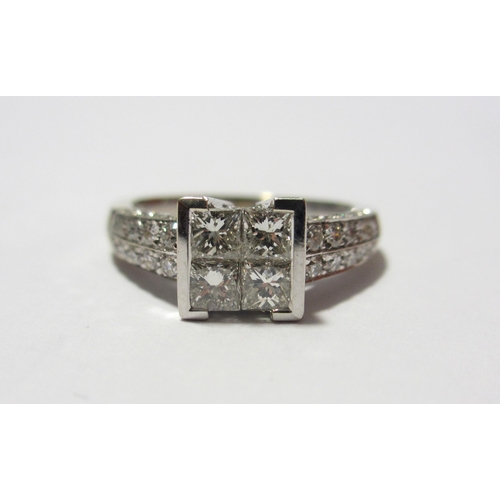 119 - A princess cut diamond ring