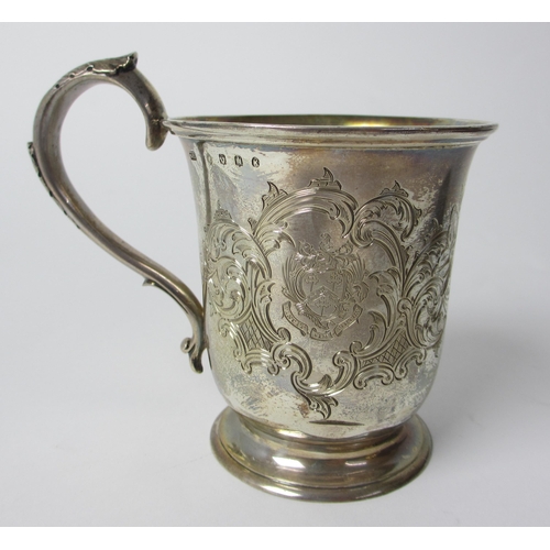 213 - A Victorian silver tankard