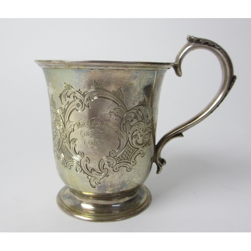 213 - A Victorian silver tankard