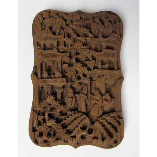 591 - A Chinese sandalwood card case