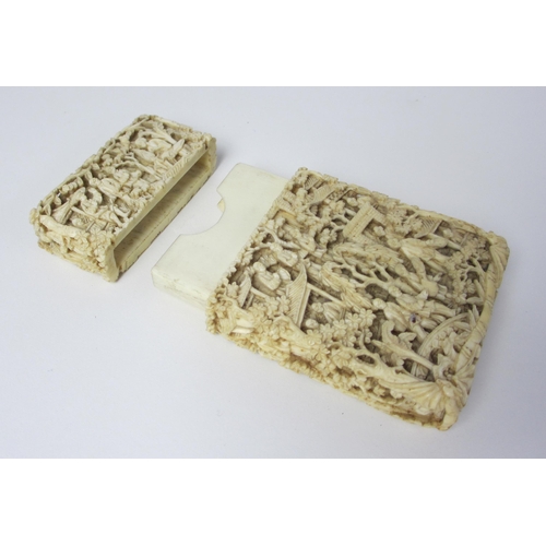 593 - A Chinese export ivory card case