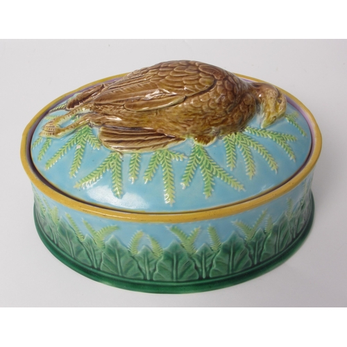 662 - A George Jones Majolica game pie dish