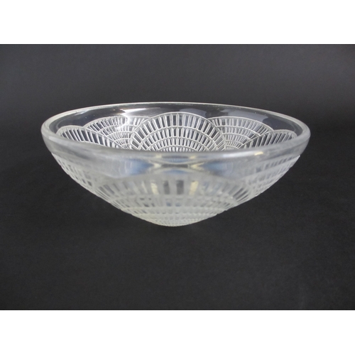 690 - A set of five R. Lalique Coquille pattern opalescent glass bowls