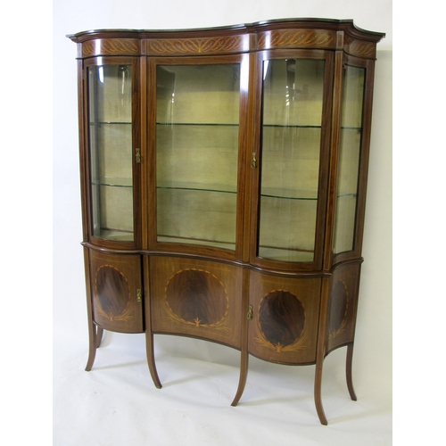 791 - An Edwardian mahogany inlaid display cabinet