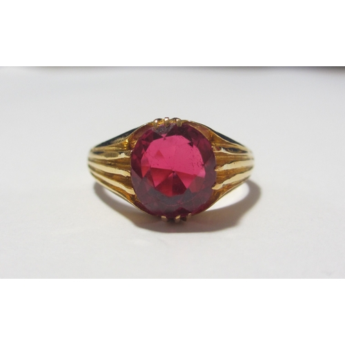 82 - A gent's Edwardian gem set signet ring