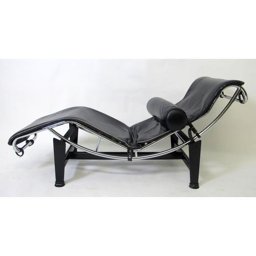 829 - A Le Corbusier black leather LC4 chaise longue