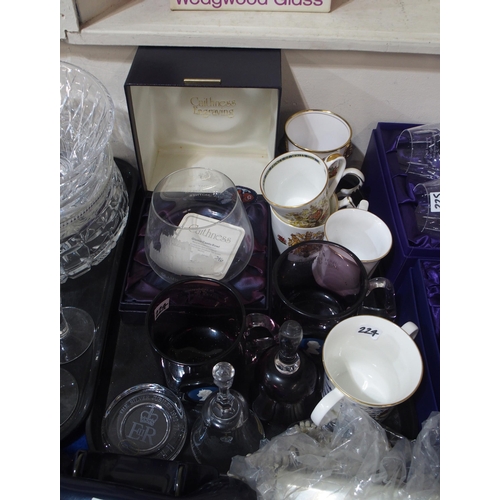 224 - A collection of Royal commemorative memorabilia including a pair of Wedgwood glass tankards for Quee... 