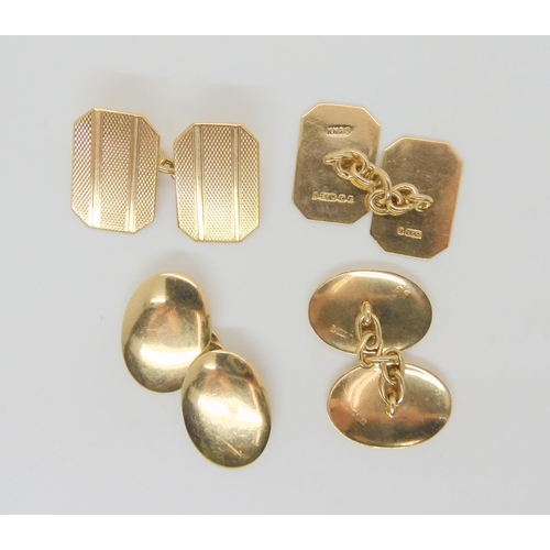 735 - Two pairs of 9ct gold cufflinks, to include a plain oval pair, and a pair with linear engine turned ... 