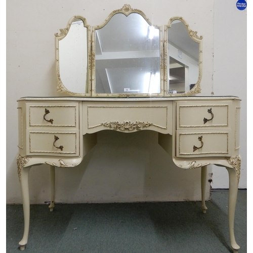 108 - A 20th century continental style white painted kidney shaped triple plate dressing table, 146cm high... 